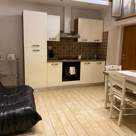 B&B Trastevere Il Vicolo 로마 외부 사진