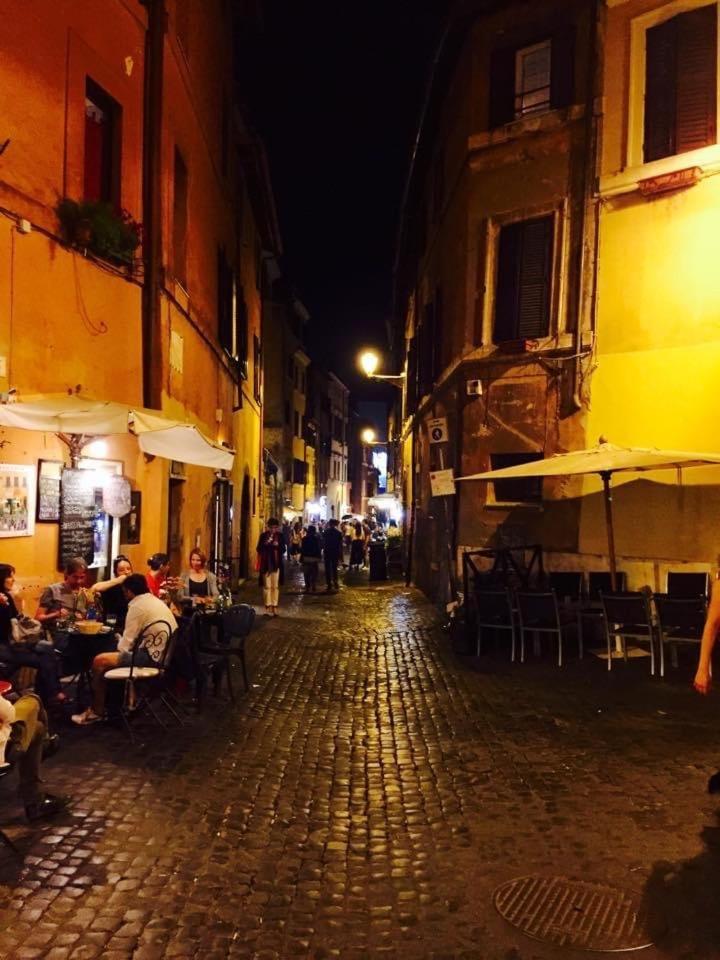 B&B Trastevere Il Vicolo 로마 외부 사진